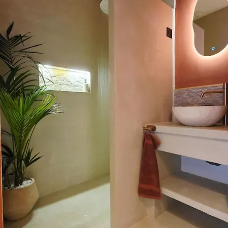 Escape Zen - And צ'מבלי